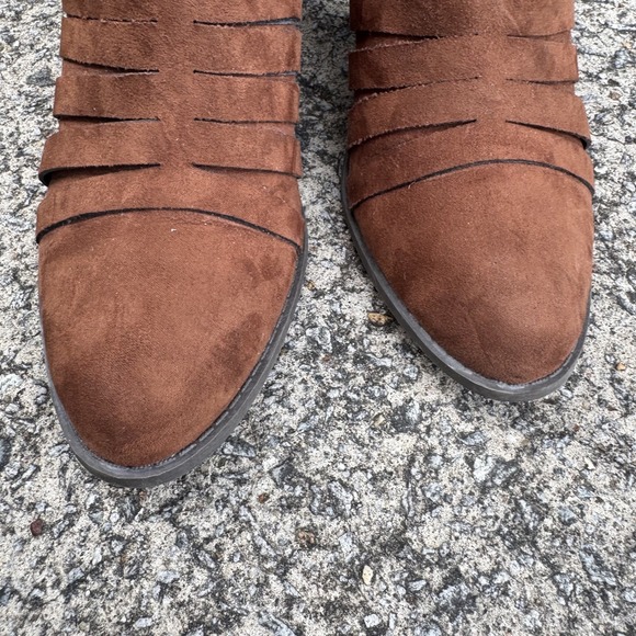 Carlos by Carlos Santana Vanna Women's 10 M Rust Brown Strappy Cut Out Booties - Picture 6 of 11